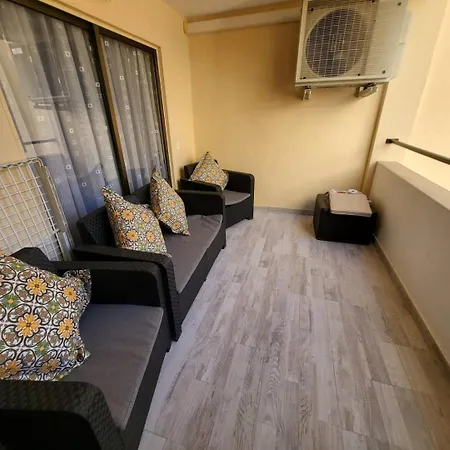 Castle Harbour 36 - Two Bed דירה *