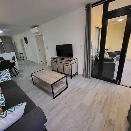 Apartmán Castle Harbour 36 - Two Bed *