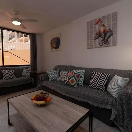 Castle Harbour 36 - Two Bed Apartmán