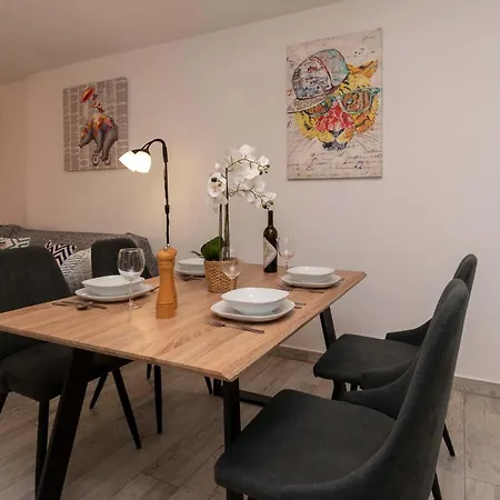 Castle Harbour 36 - Two Bed *