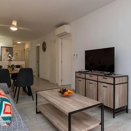 Castle Harbour 36 - Two Bed * Los Cristianos (Tenerife)