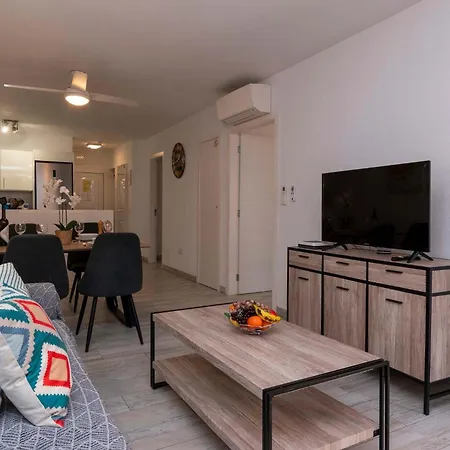 Castle Harbour 36 - Two Bed * Los Cristianos (Tenerife)