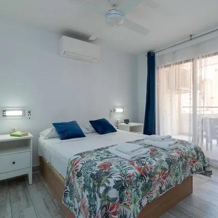Castle Harbour 36 - Two Bed Apartmán Los Cristianos (Tenerife)