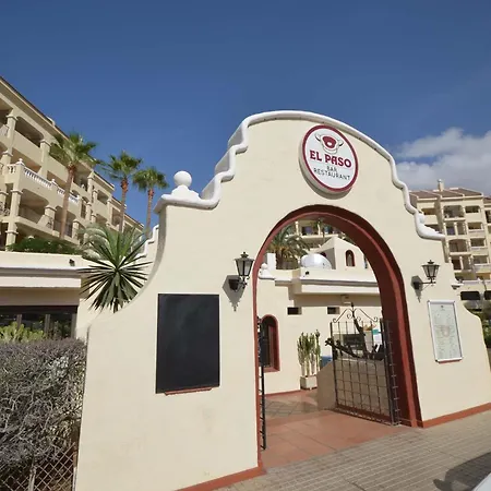 Castle Harbour 36 - Two Bed Apartmán